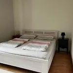 Kottmar Apartment